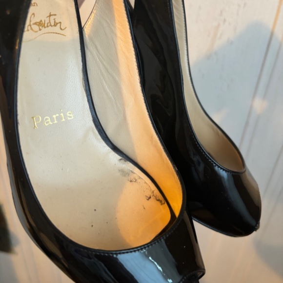 Christian Louboutin Slingbacks size 38 - Picture 6 of 6